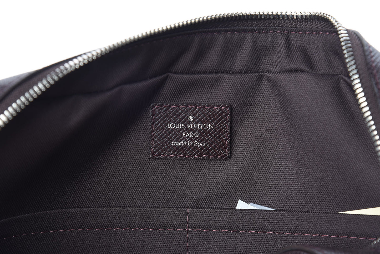 Taiga Anton Messenger PM Acajou