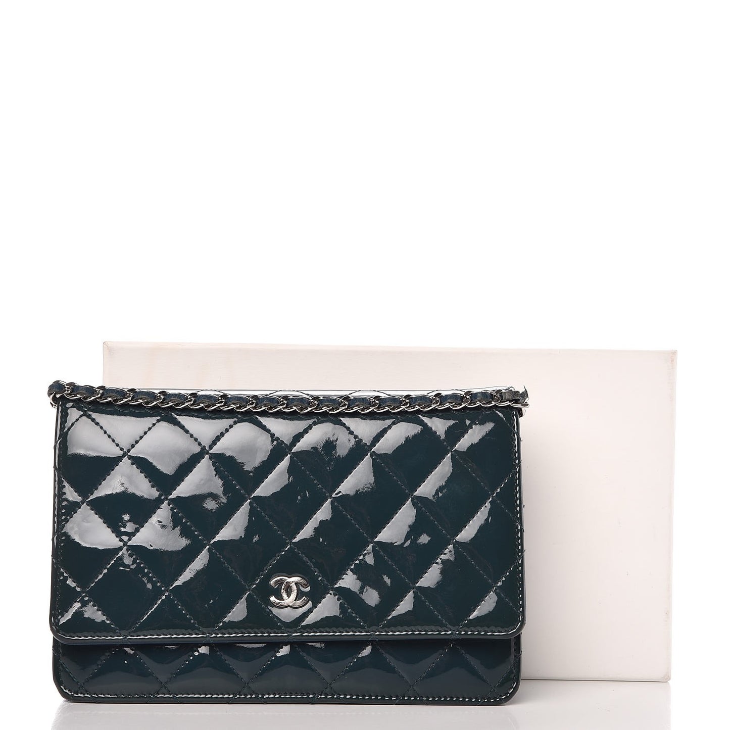 Patent Quilted Wallet On Chain WOC Blue