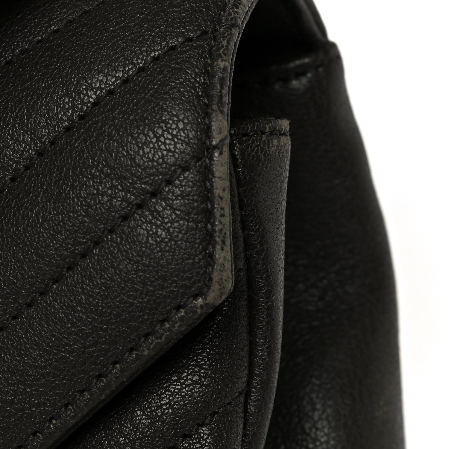Saint Laurent Sheepskin Matelasse Chevron Monogram Medium College Bag Asphalt 17 of 21