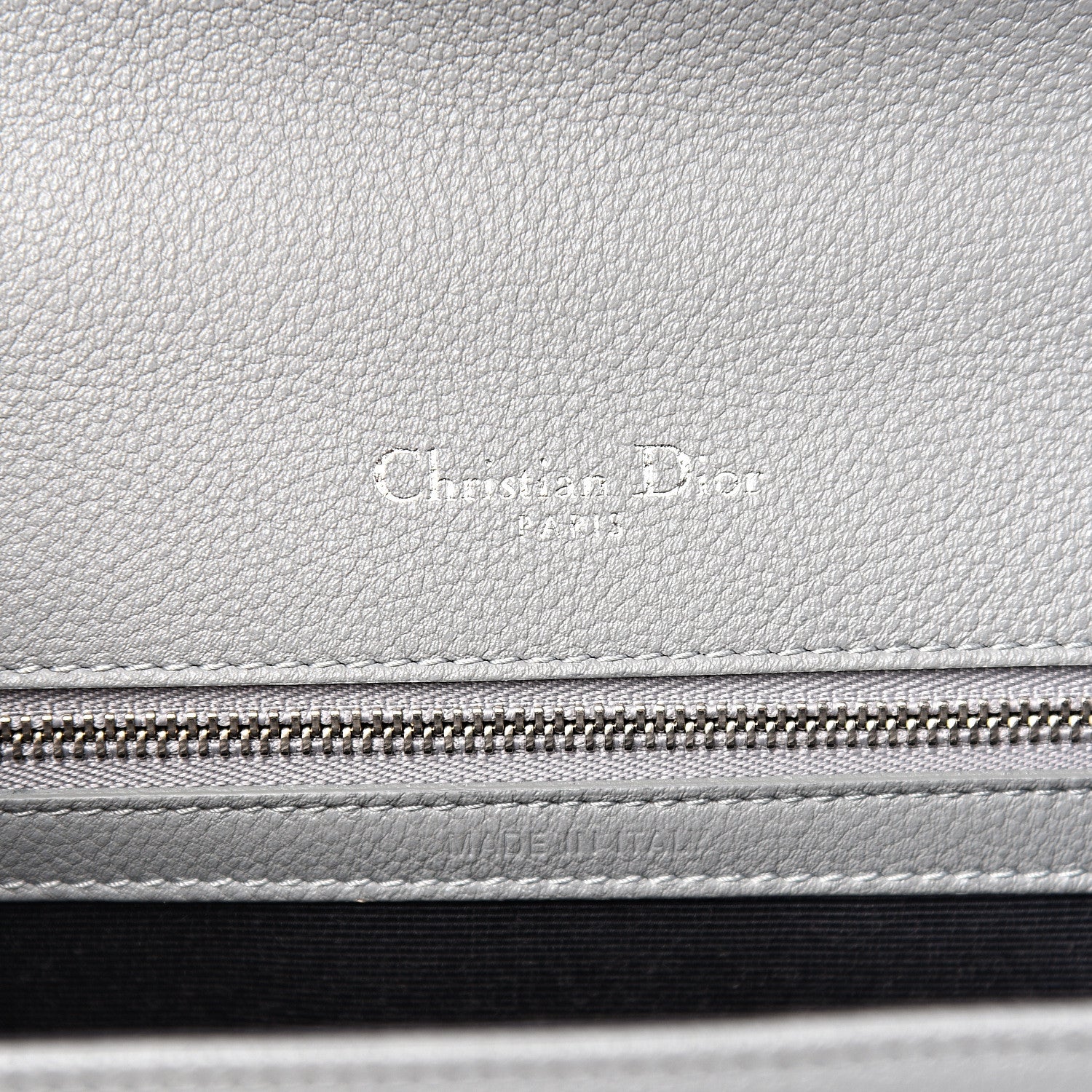 Christian Dior Grained Calfskin Medium Diorama Flap Bag Gris 5 of 10