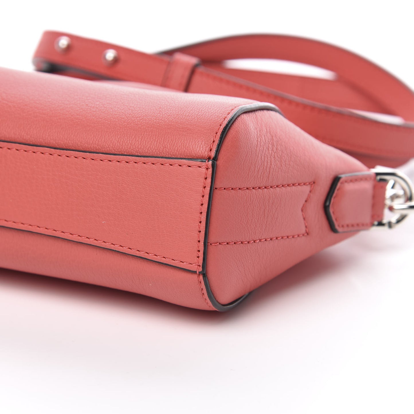 Sugar Goatskin Nano Antigona Coral
