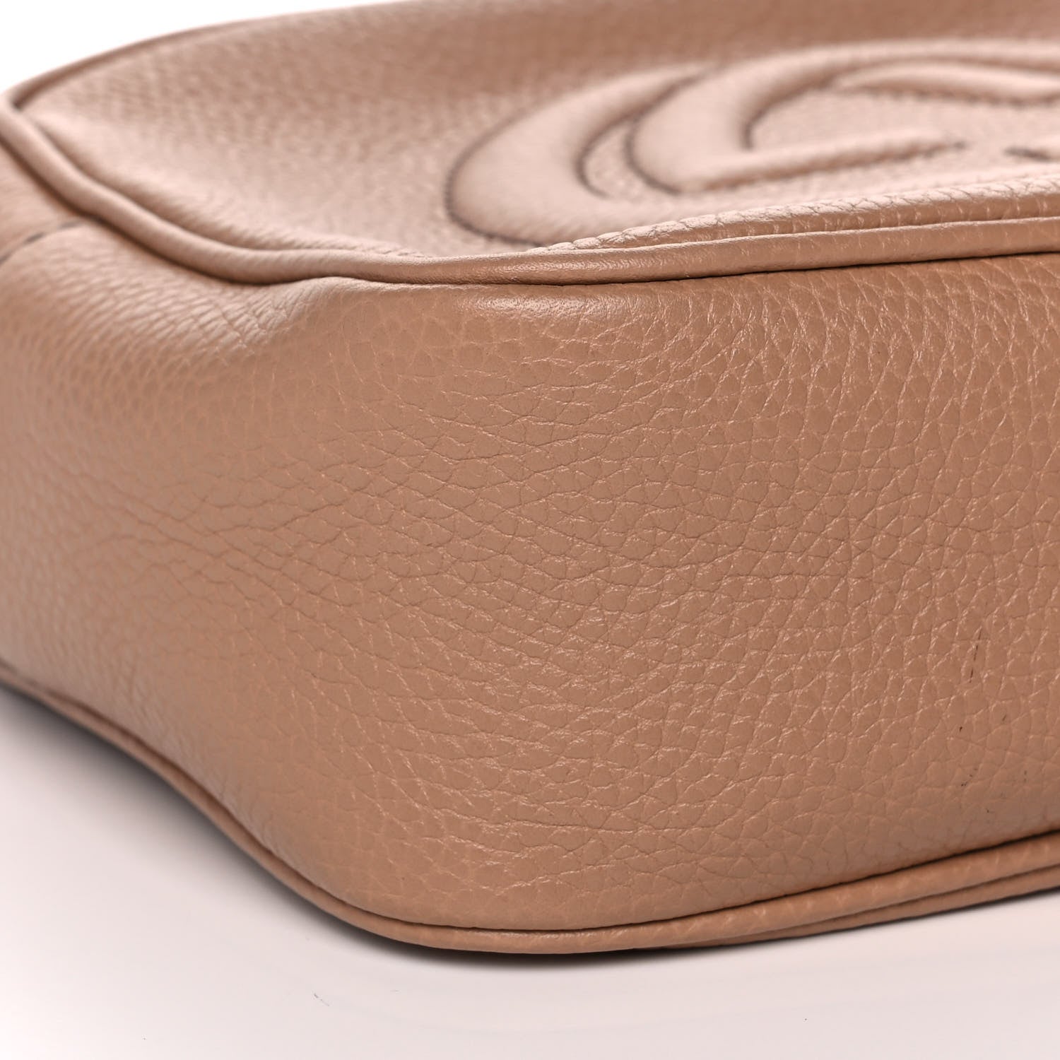 Gucci Pebbled Calfskin Small Soho Disco Bag Camelia 10 of 16