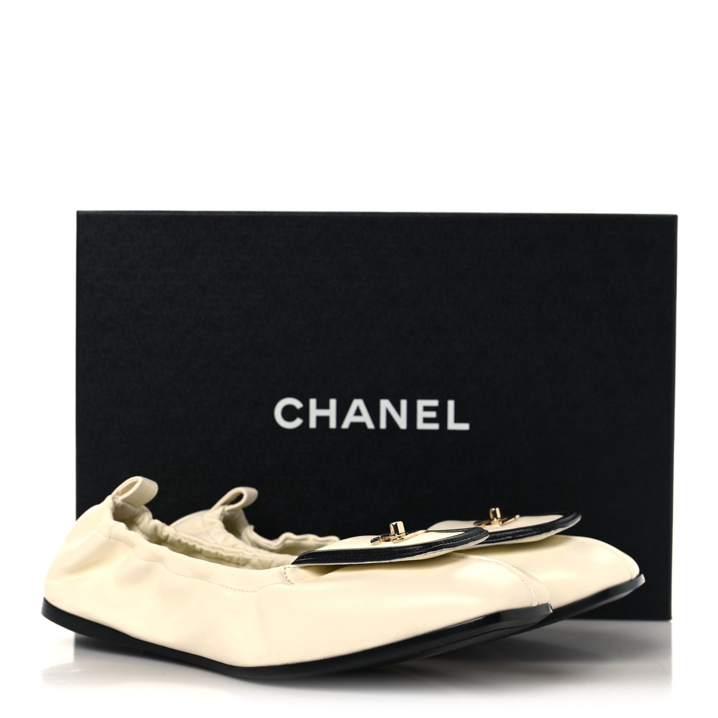 Lambskin CC Turnlock Ballerina Flats 38.5 Ivory Black