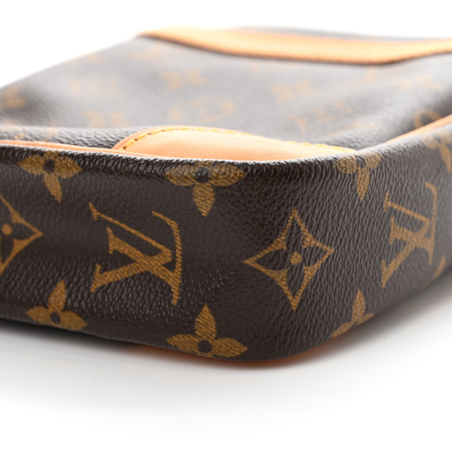 Louis Vuitton Monogram Danube 21 9 of 11