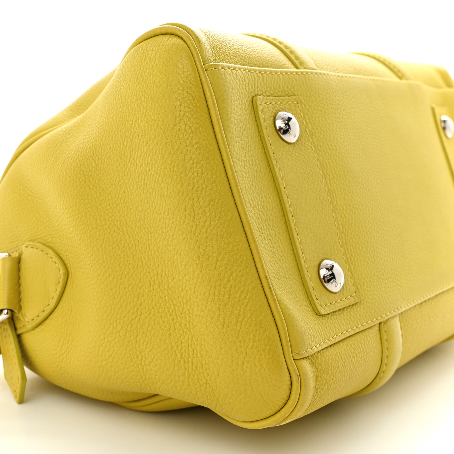 Veau Cachemire SC Bag PM Pistache