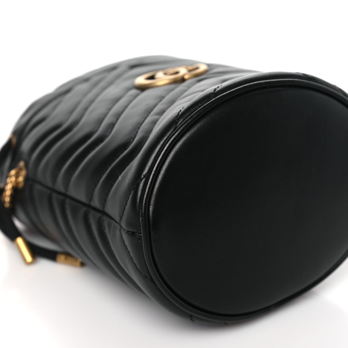 Calfskin Matelasse Mini GG Marmont 2.0 Bucket Bag Black