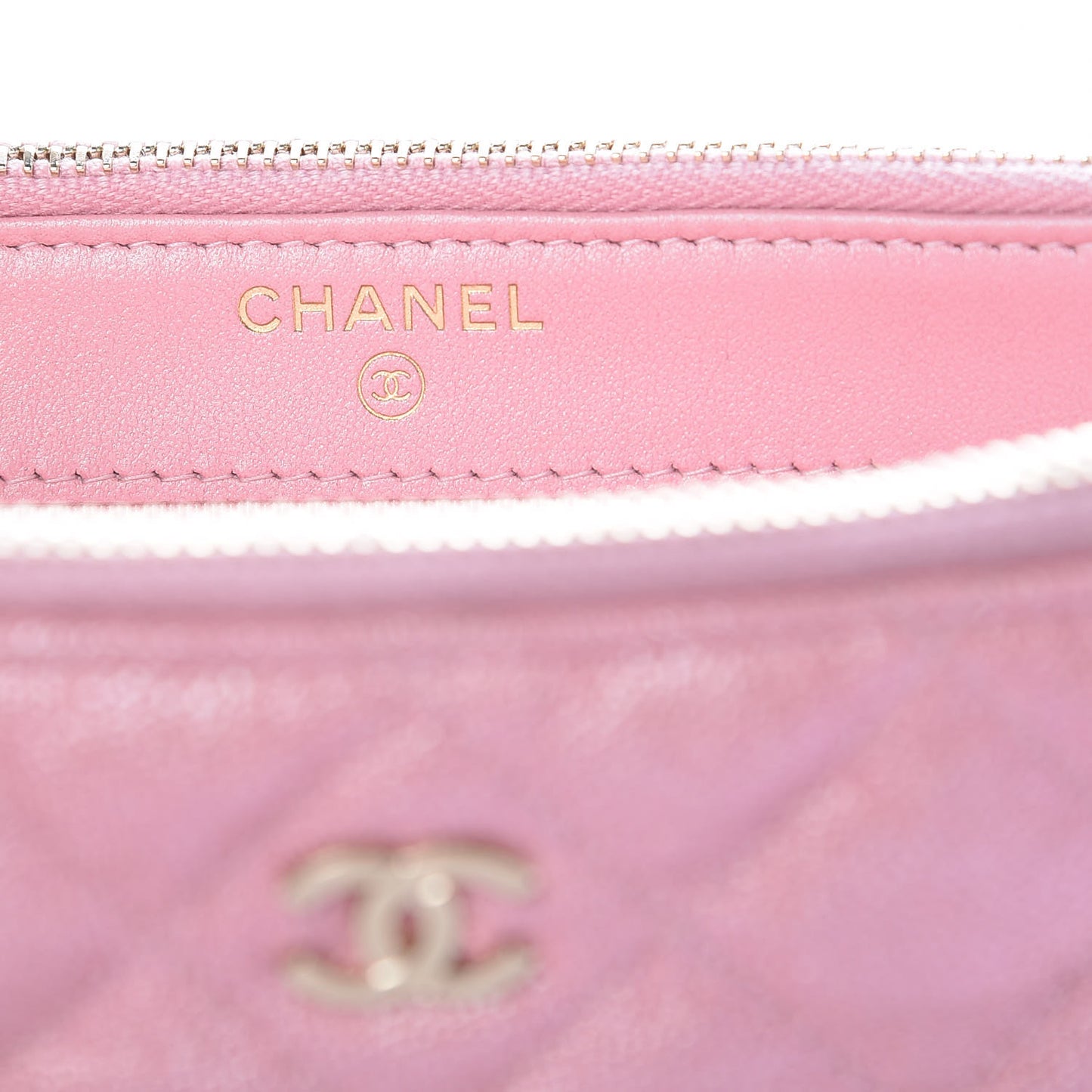 Iridescent Caviar Quilted Small Clutch With Chain Pink