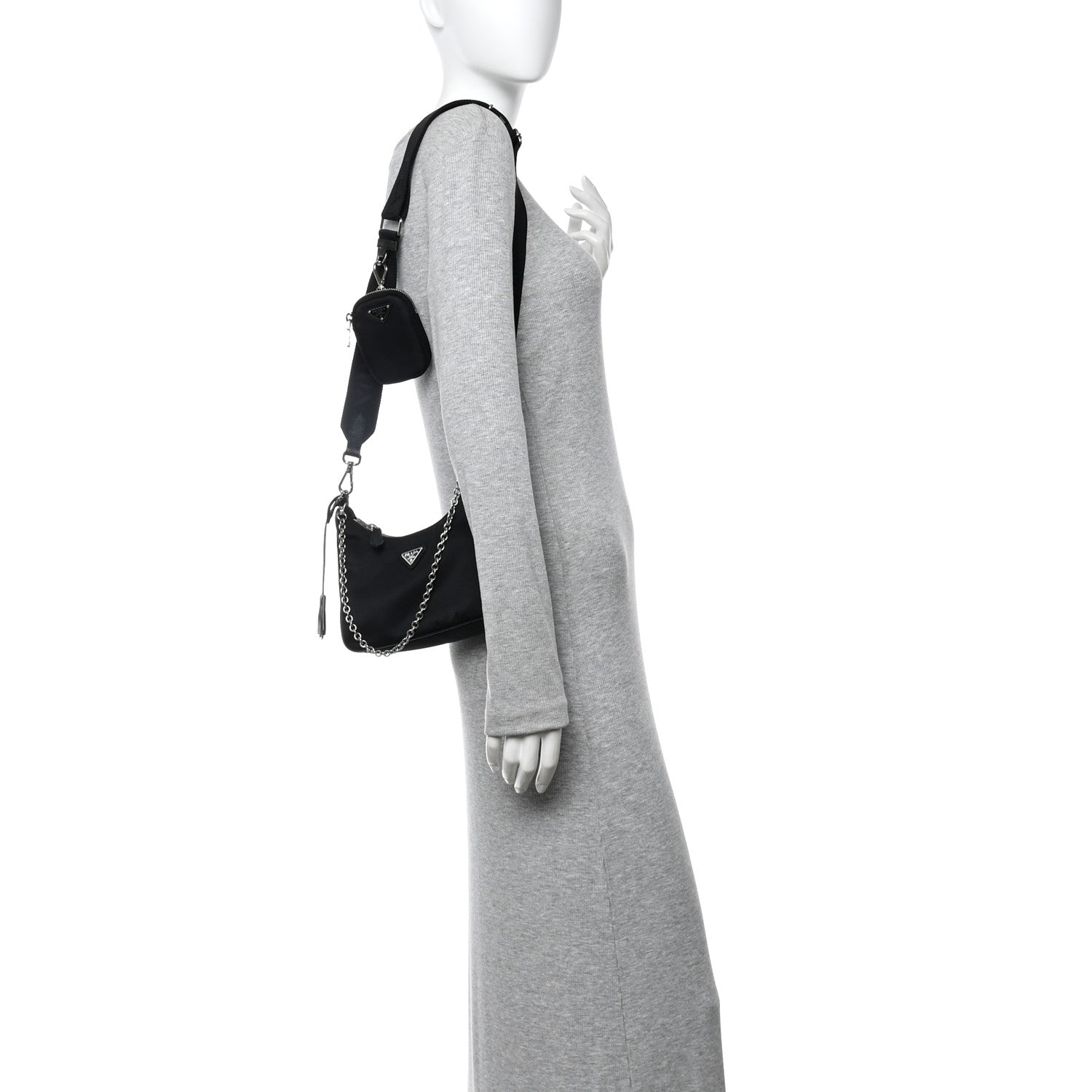 Prada Nylon Re-Edition 2005 Shoulder Bag Black 2 of 11