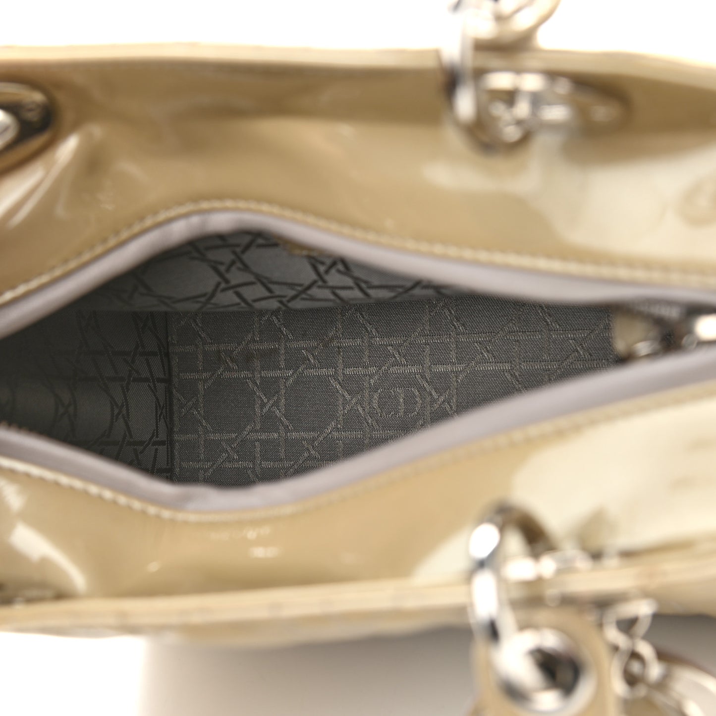 Patent Cannage Medium Lady Dior Beige