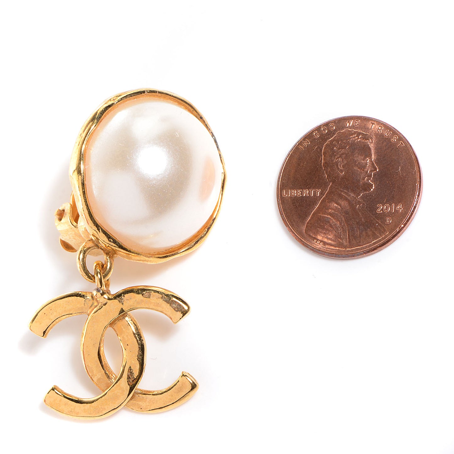 Pearl CC Drop Clip On Earrings Gold