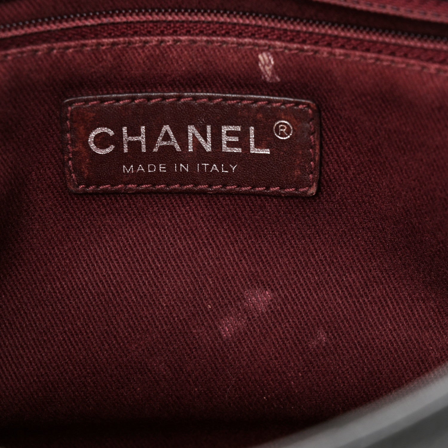 Chanel Crumpled Grained Calfskin Medium CC Crave Flap Black 12 of 14