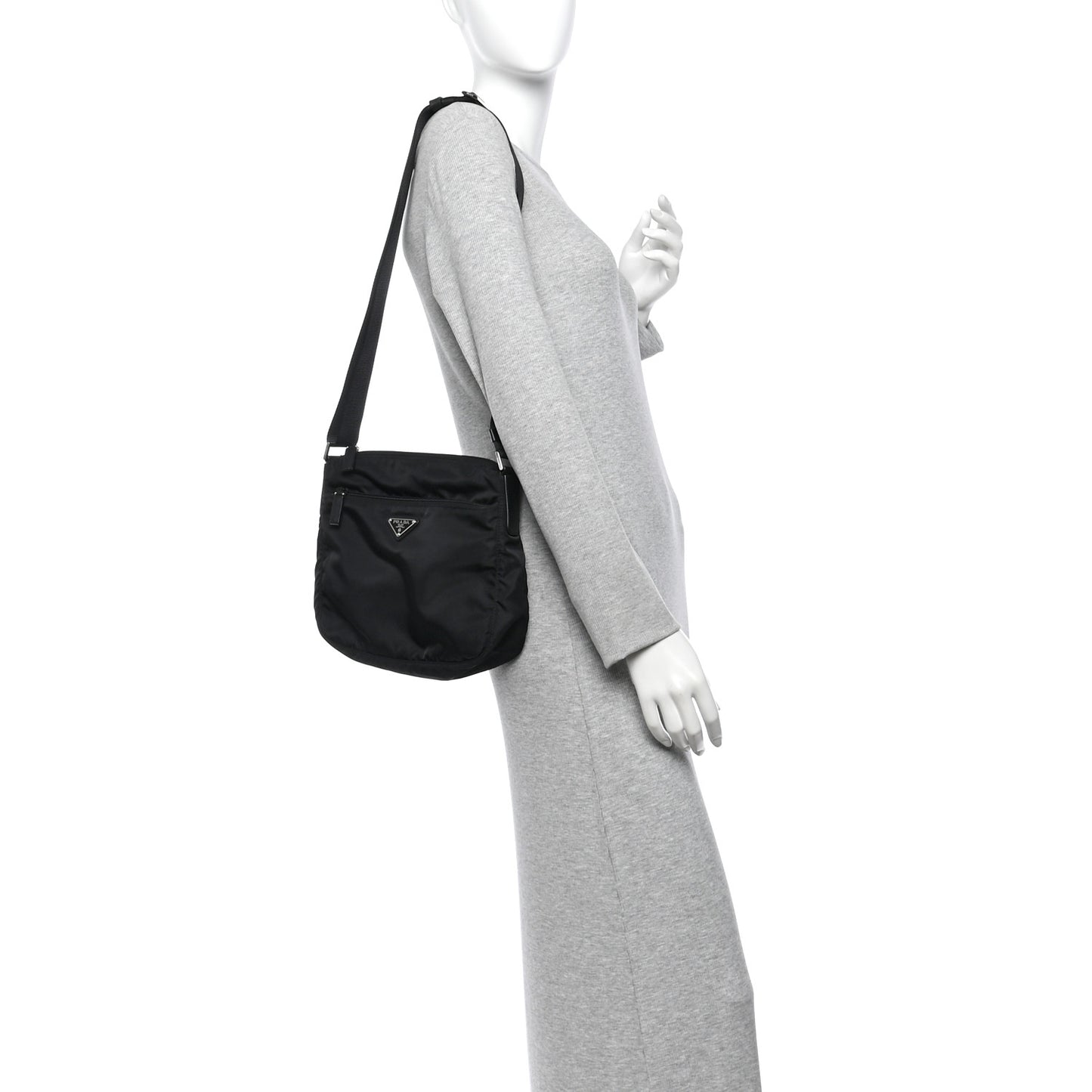 Nylon Vela Messenger Bag Black