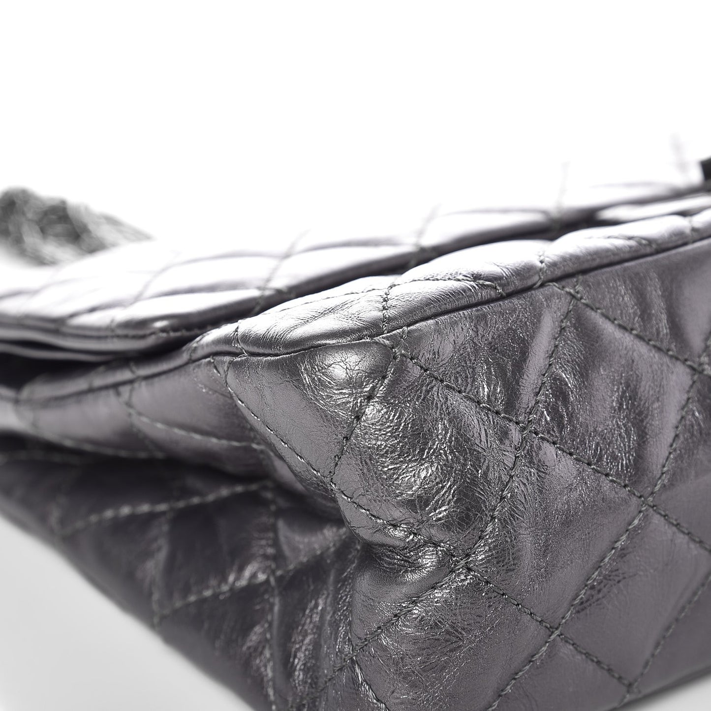 Metallic Aged Calfskin Quilted 2.55 Reissue 226 Flap Dark Silver