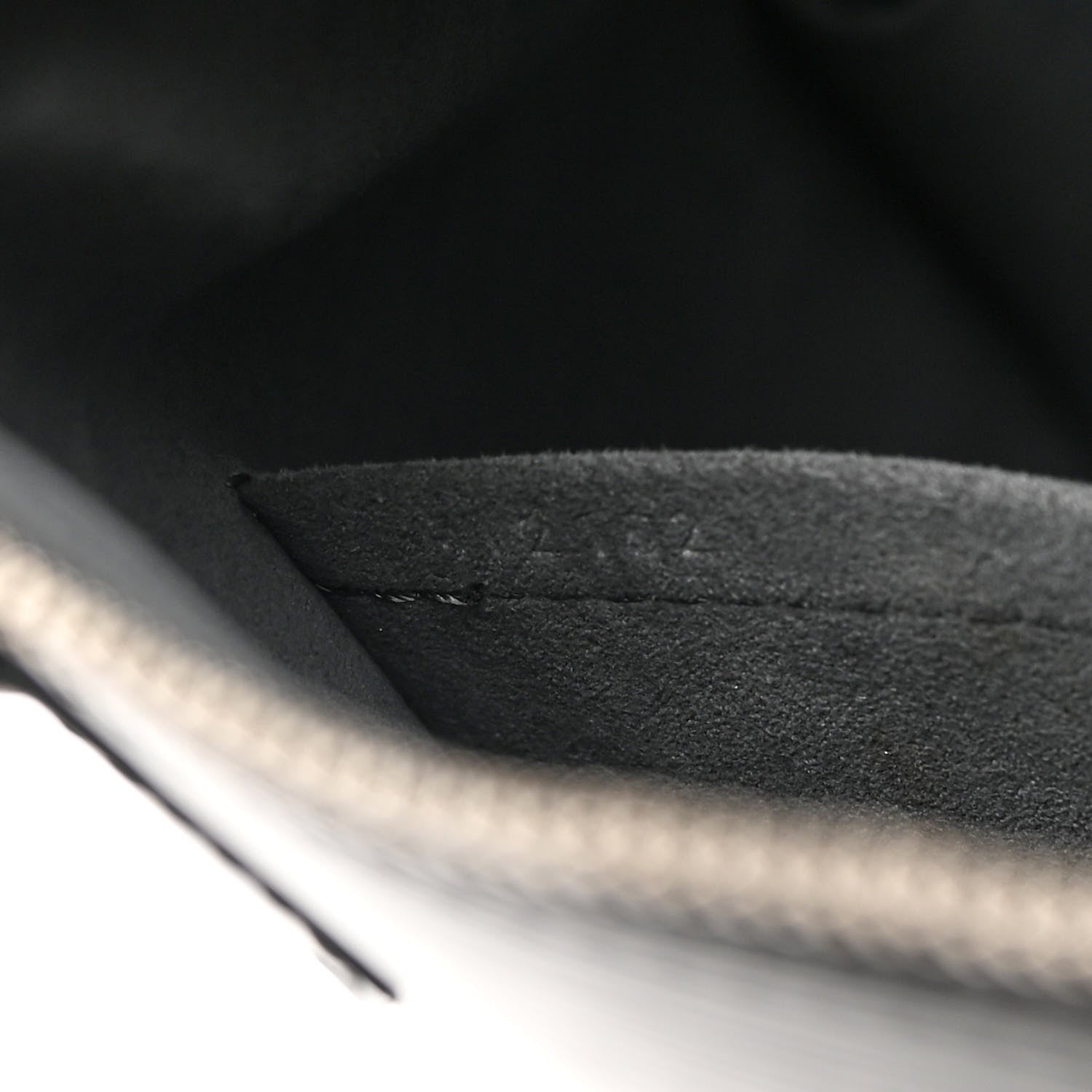 Louis Vuitton Epi Alma GM Black 7 of 17