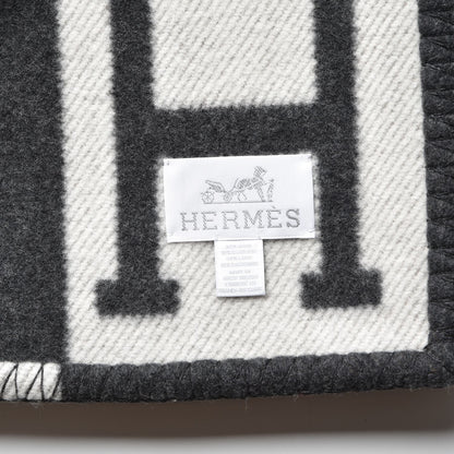 Hermes Wool Cashmere Avalon Blanket Ecru Gris Fonce 4 of 4