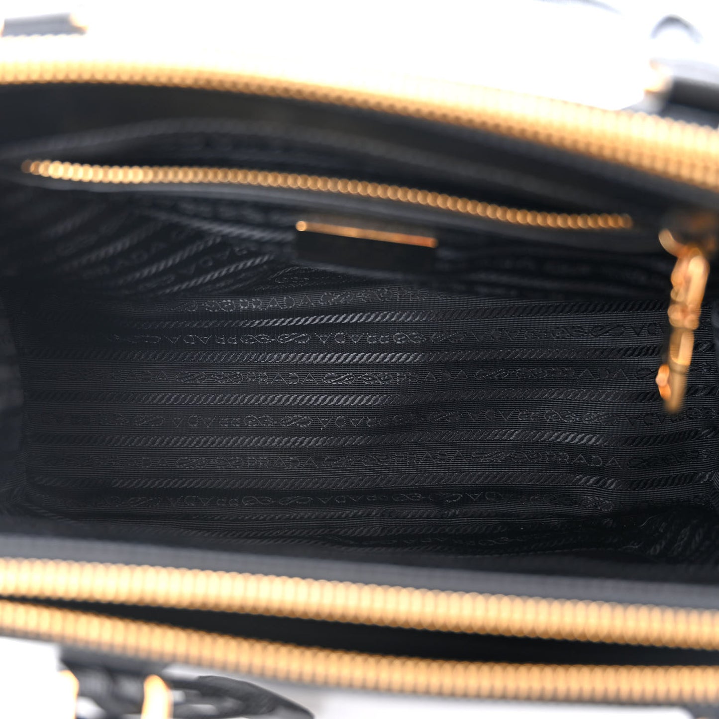 Saffiano Small Galleria Double Zip Tote Black