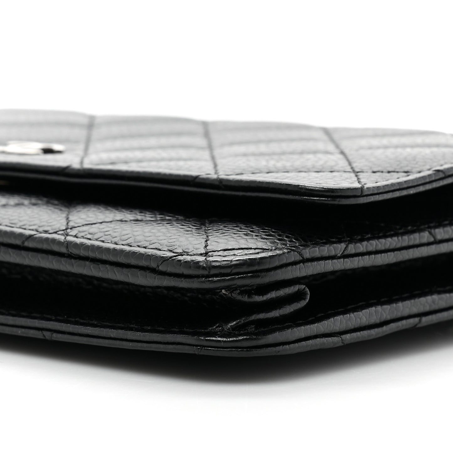 Caviar Quilted Wallet on Chain WOC Black