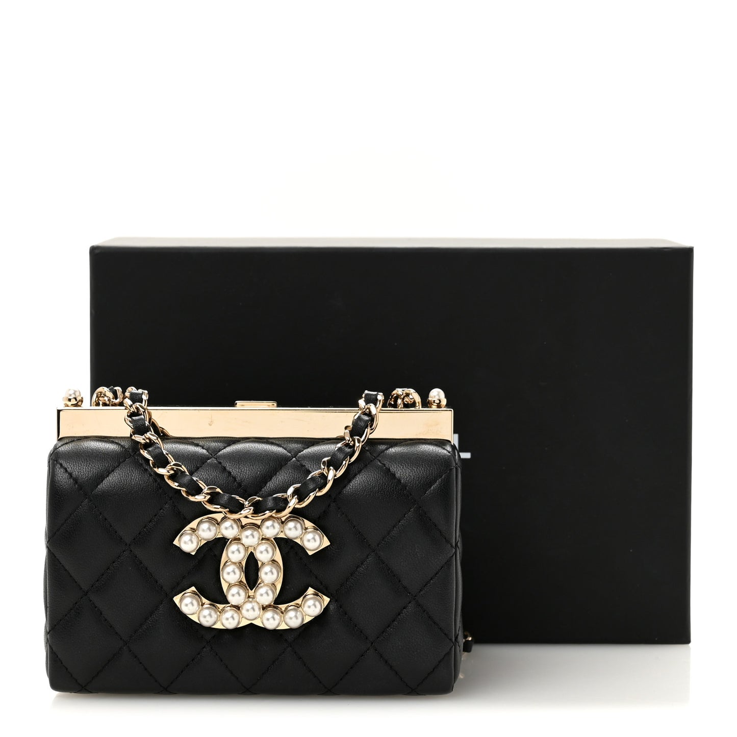 Lambskin Quilted Pearl CC Vanity Case Black