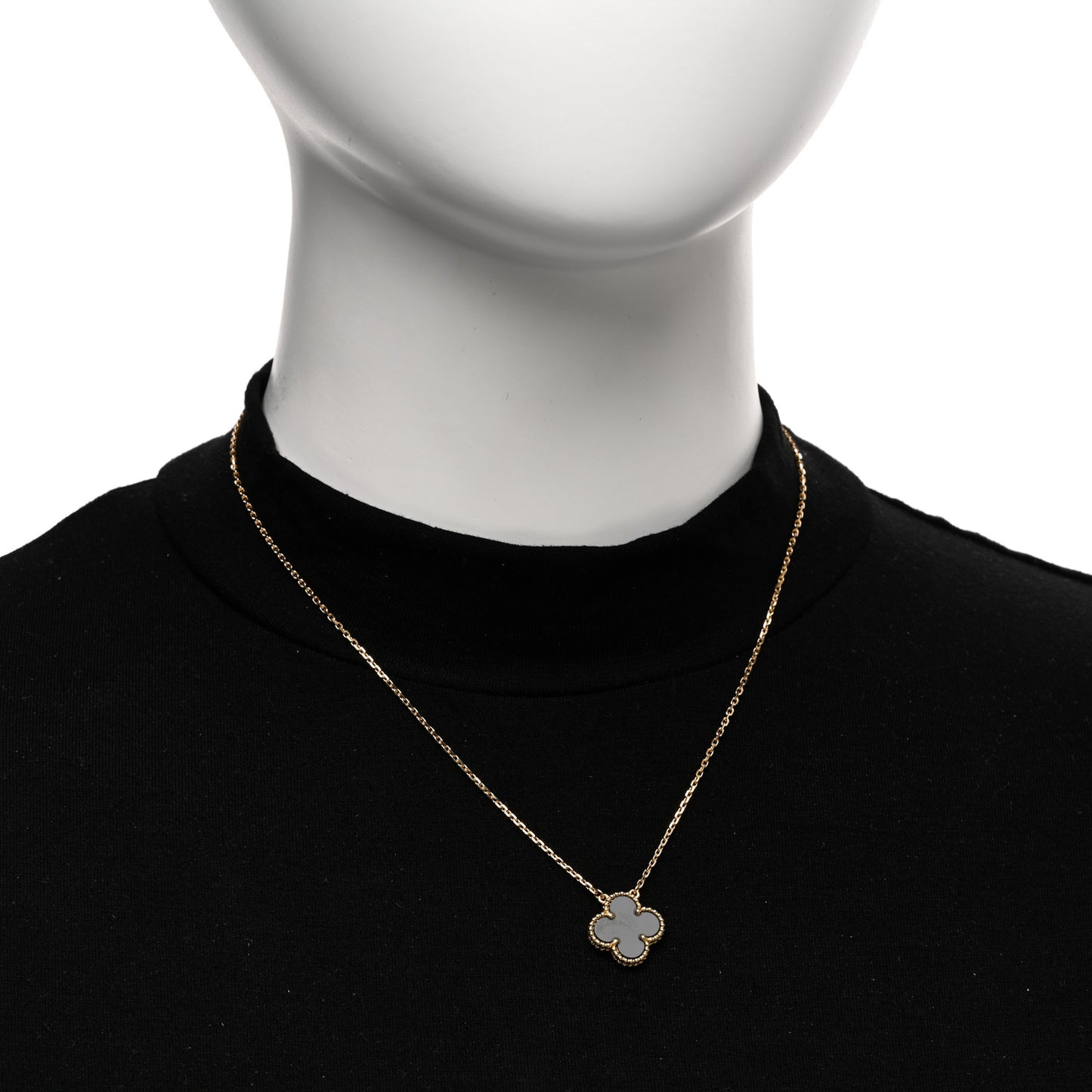 18K Yellow Gold Black Onyx Vintage Alhambra Pendant Necklace