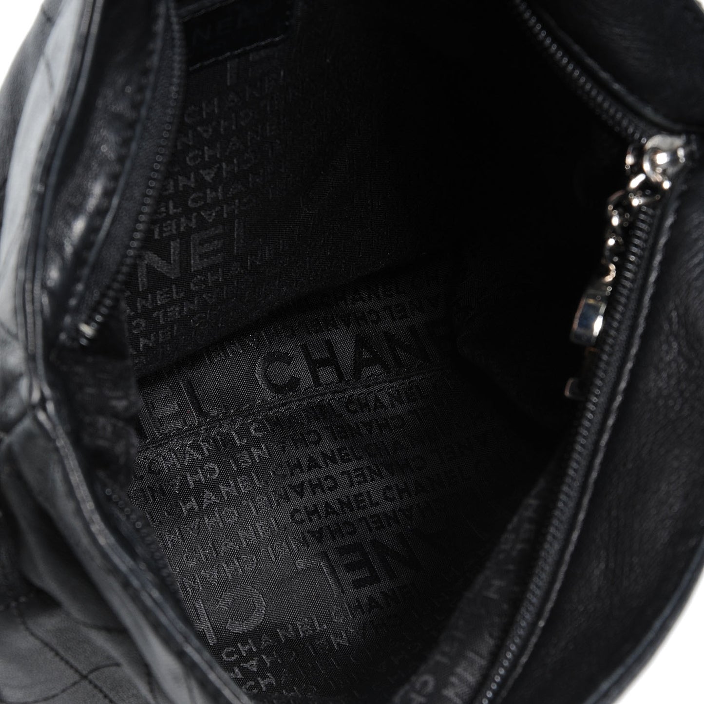 Lambskin Medium Ultimate Soft Tote Black