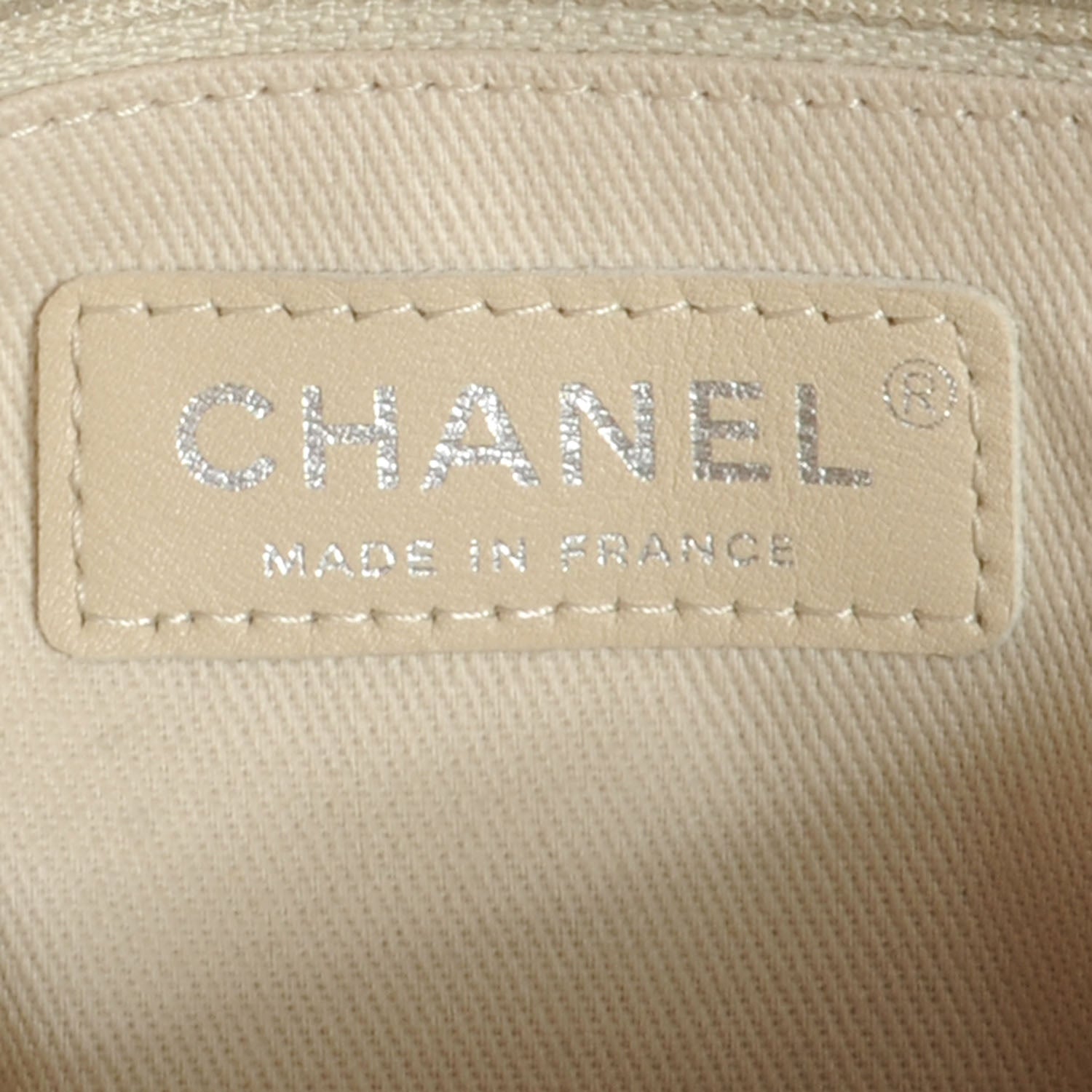 Chanel Aged Calfskin Reissue 2.55 Tote Bag Red 6 of 7