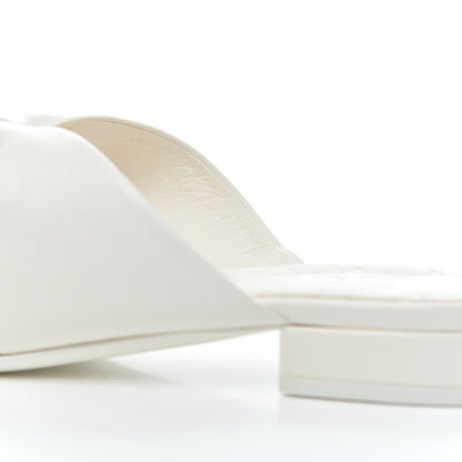 Chanel Lambskin Pearl Bow CC Flat Sandals 39.5 White 9 of 15