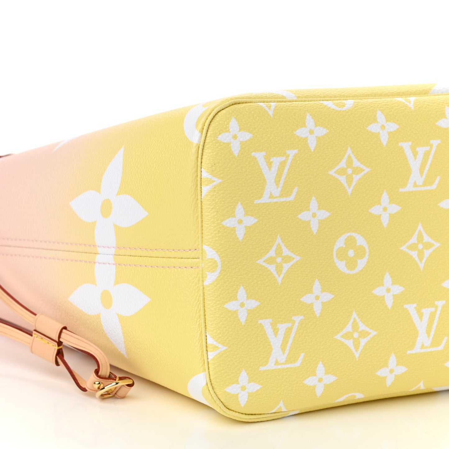 Monogram Giant By The Pool Neverfull MM Light Pink