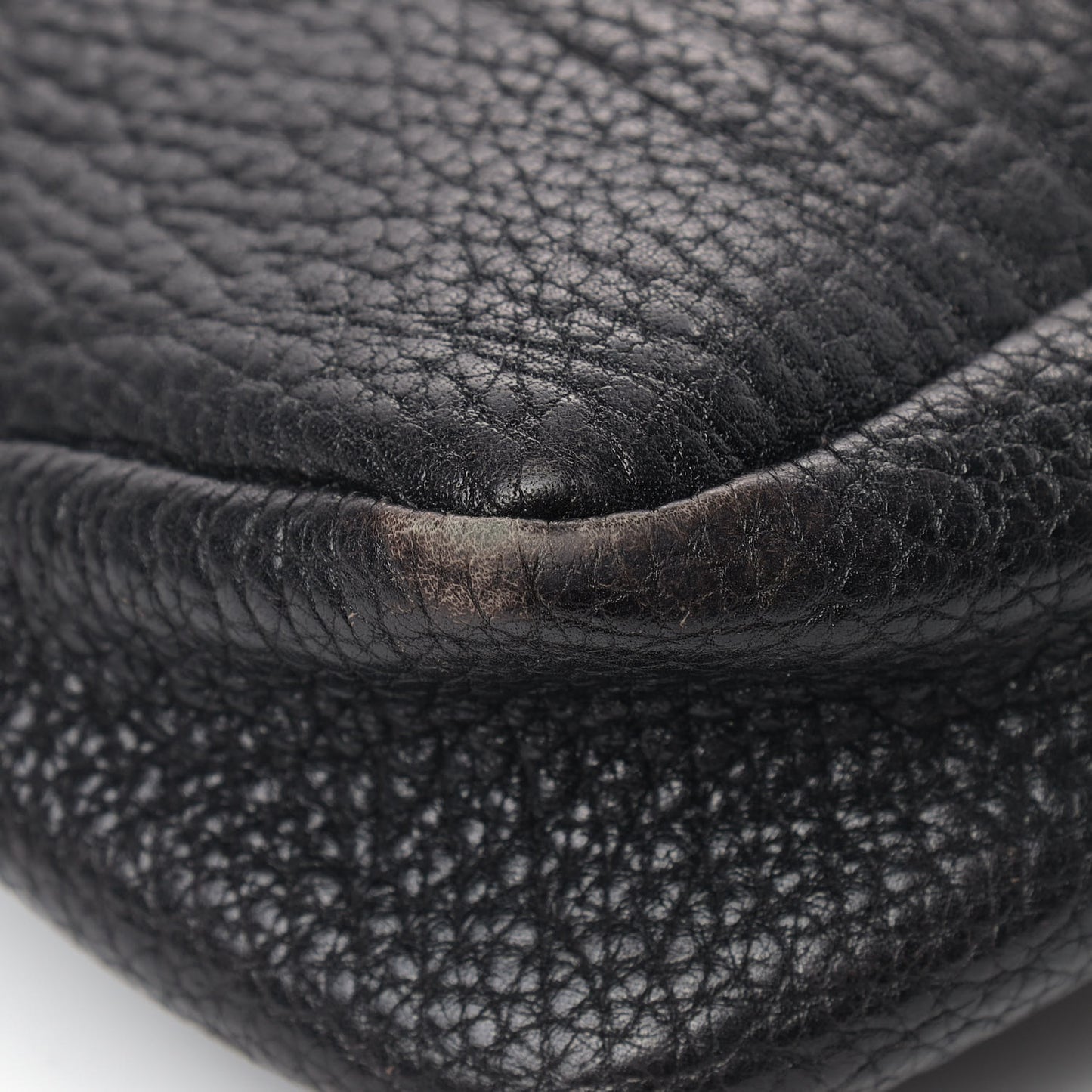 Pebbled Caribou Classic Hardware First Black
