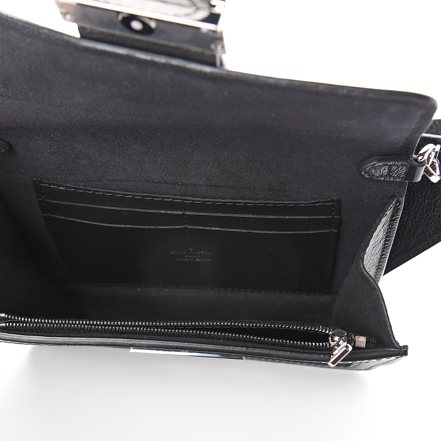 Reverse Monogram Giant Dauphine Bumbag