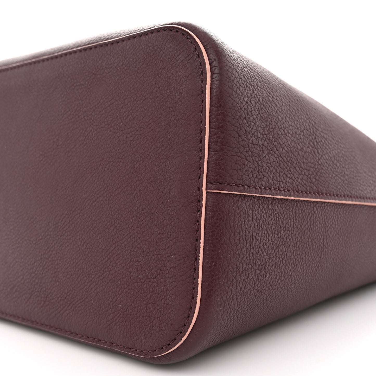 Calfskin Lockme Bucket Prune