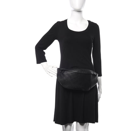 Louis Vuitton Calfskin Monogram Shadow Discovery Bumbag Black 2 of 9