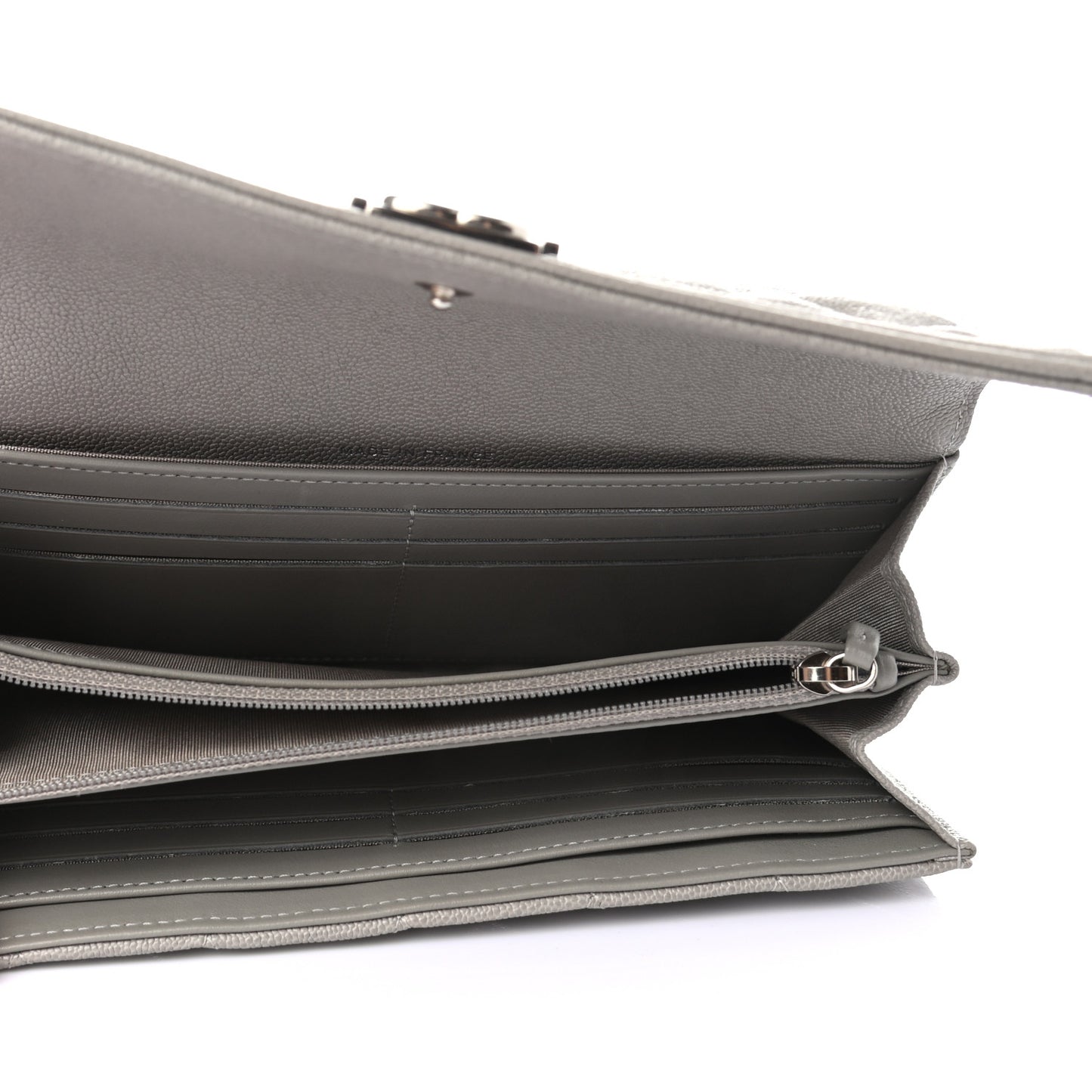 Caviar Quilted Large Boy Gusset Flap Wallet Grey