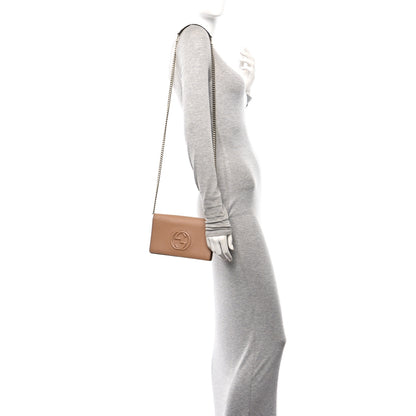 Gucci Pebbled Calfskin Soho Wallet On Chain Camelia 2 of 9