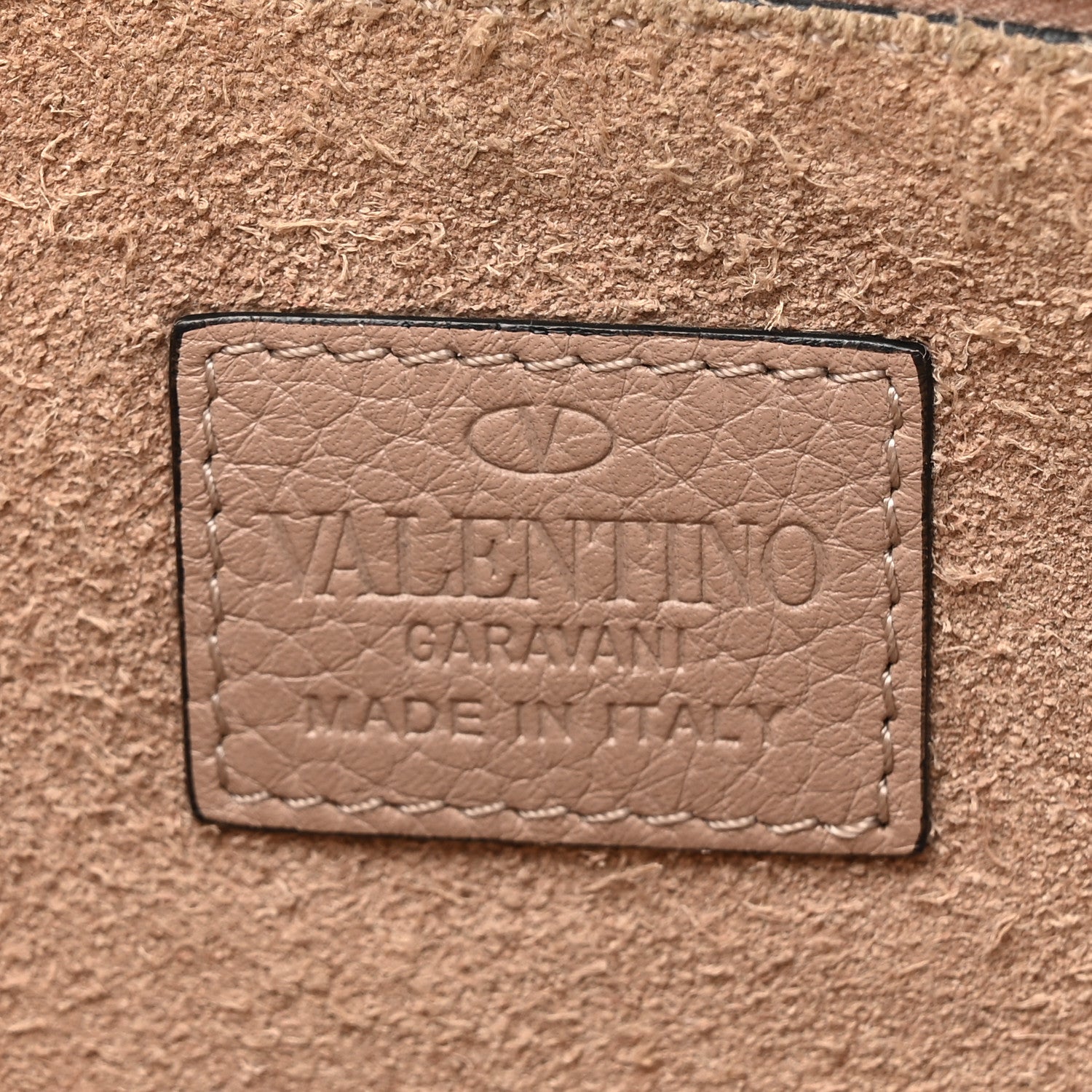 Valentino Garavani Pebbled Calfskin Large Rockstud Zip Pouch Skin Sorbet 6 of 8