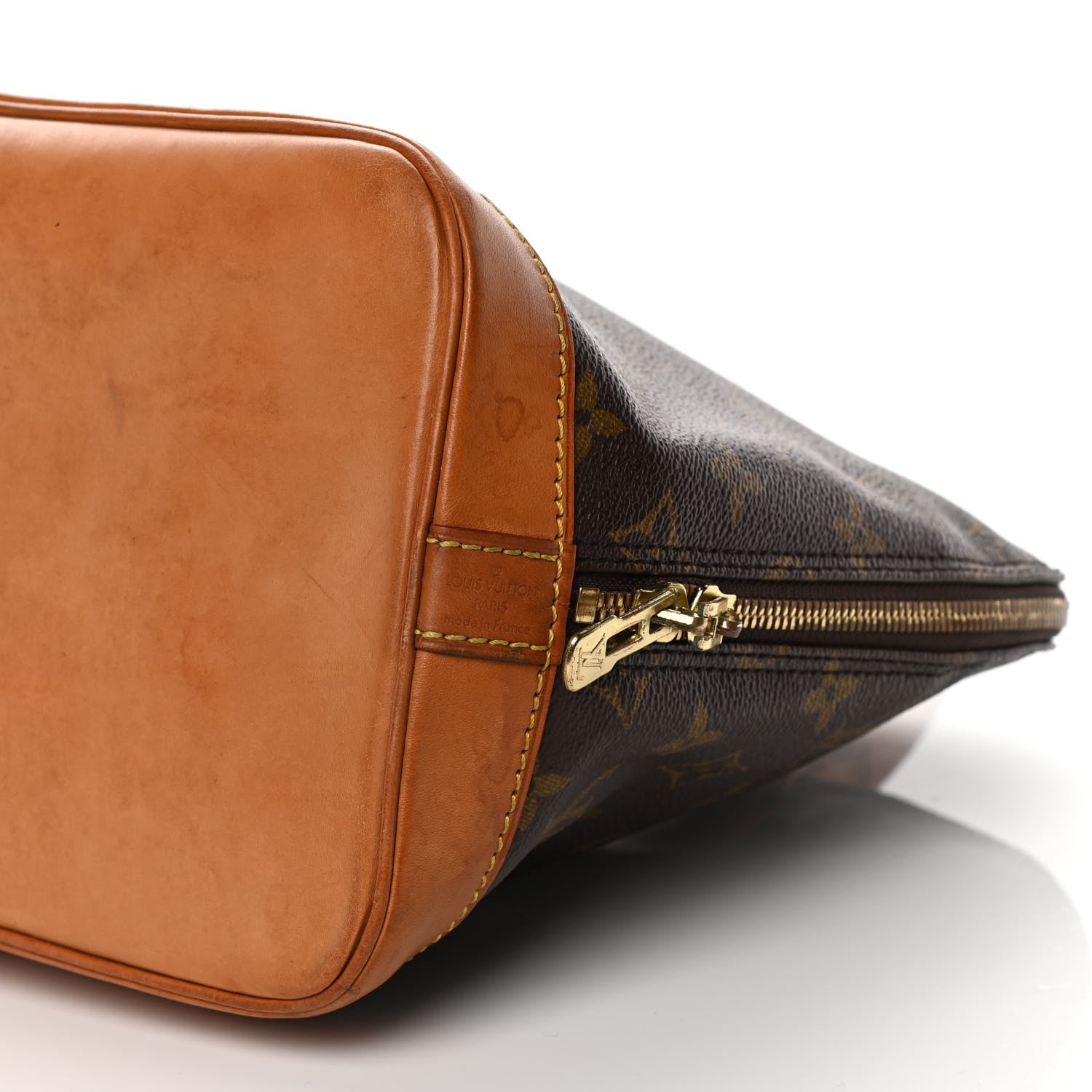 Louis Vuitton Monogram Alma PM 9 of 21