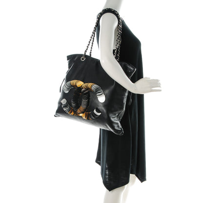 Chanel Lambskin CC Disc Tote Black 2 of 7