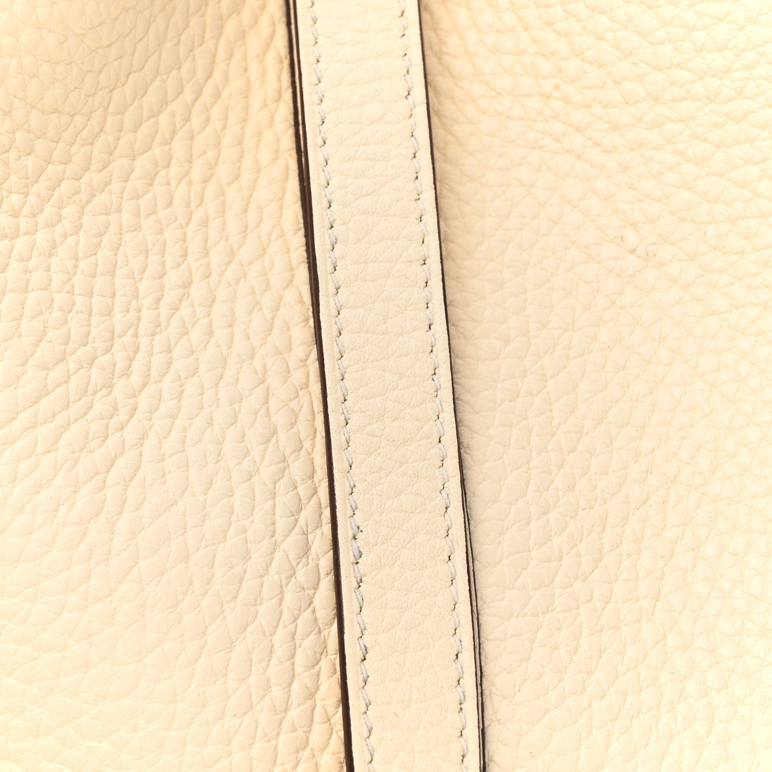 Hermes Taurillon Clemence Picotin Lock 18 PM Nata 8 of 17