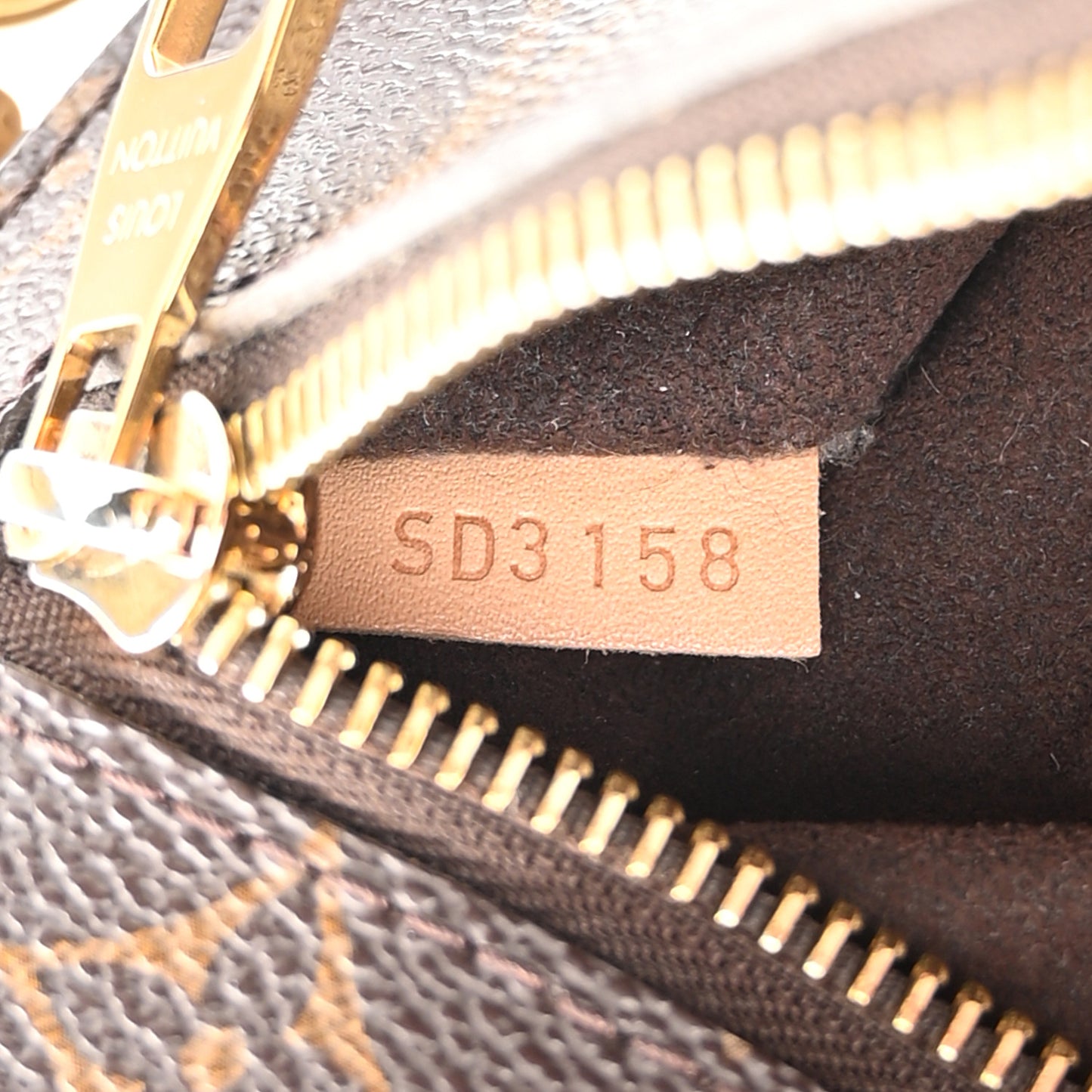 Monogram Pochette Metis