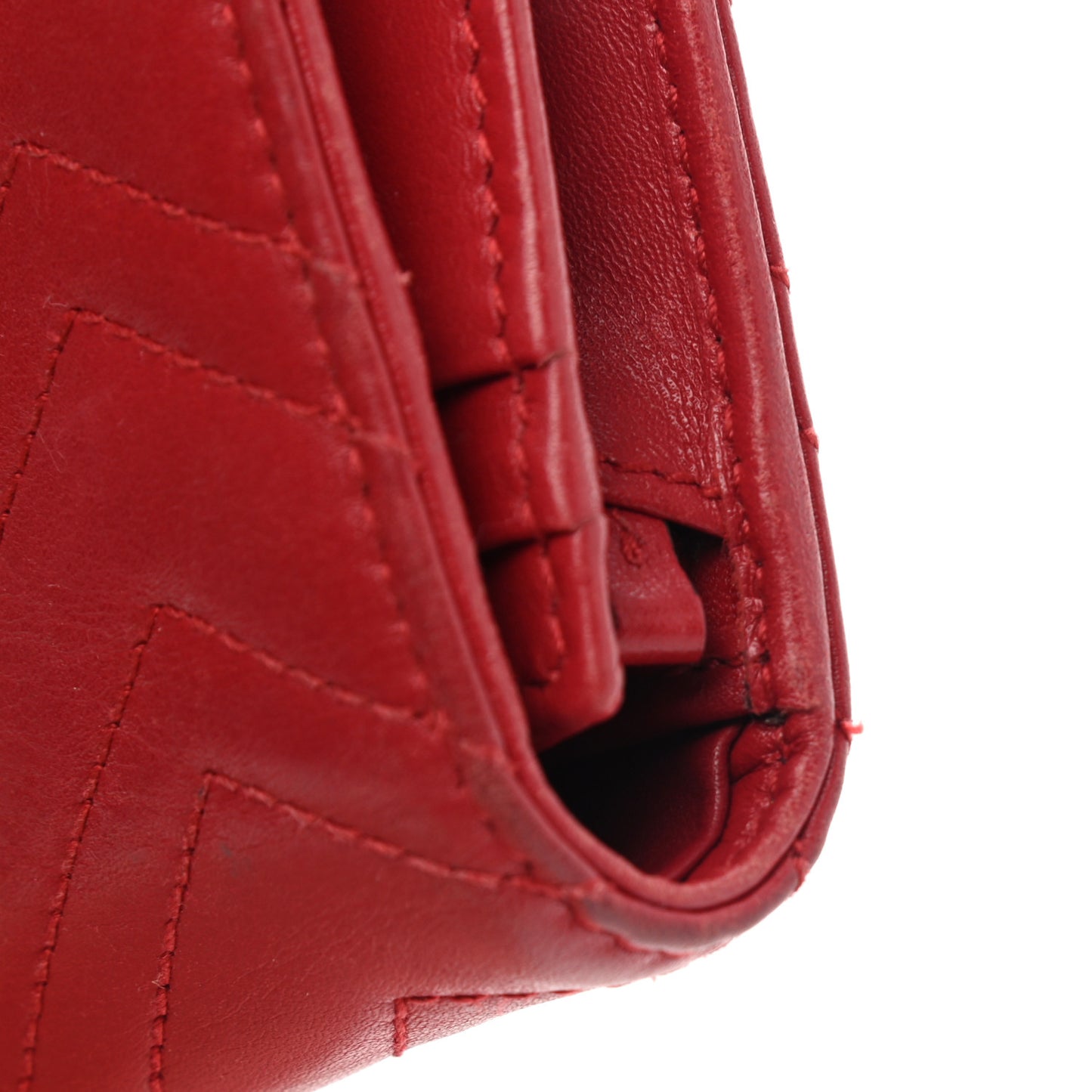 Calfskin Matelasse GG Marmont Card Case Wallet Hibiscus Red