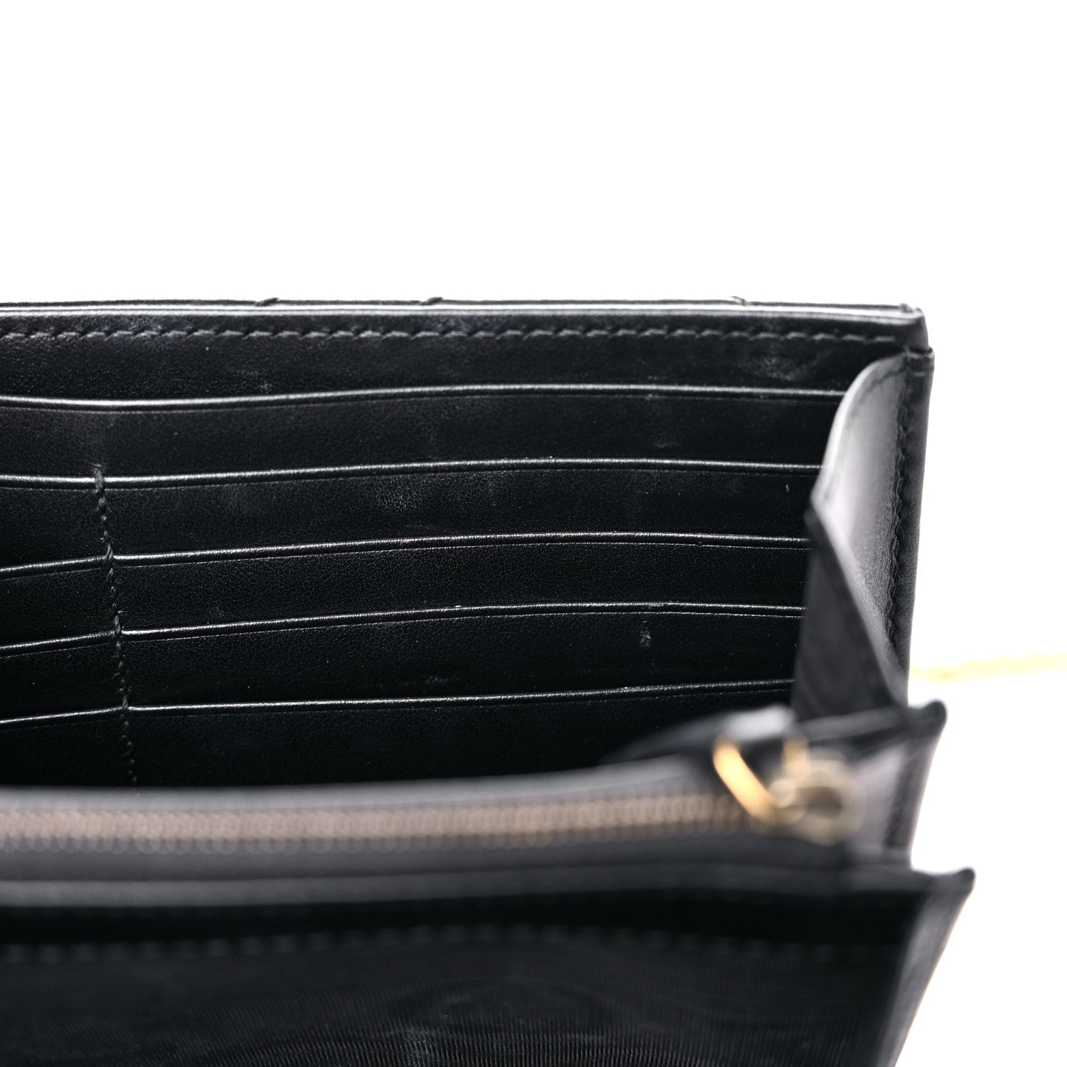Gucci Calfskin Matelasse GG Marmont Chain Wallet Black 17 of 18