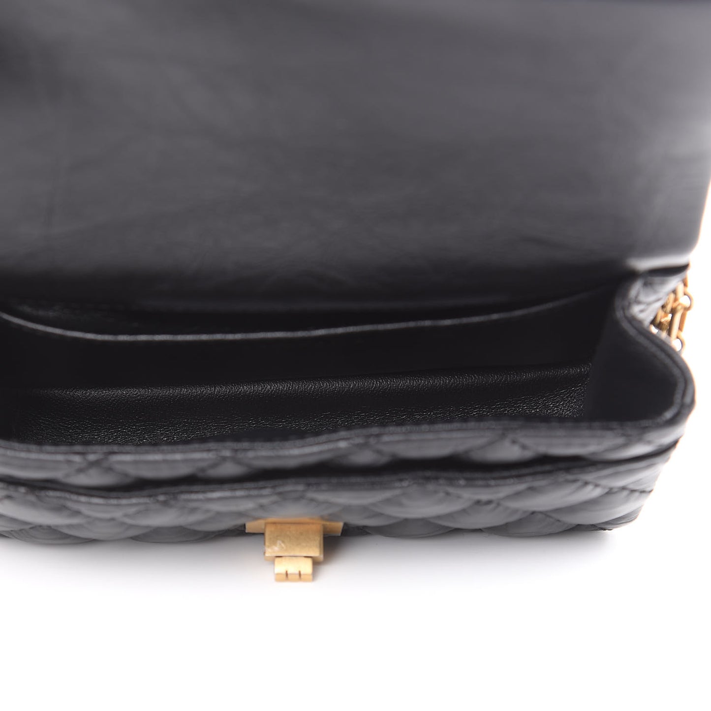 Aged Calfskin Quilted 2.55 Reissue Chain Waist Bag Black