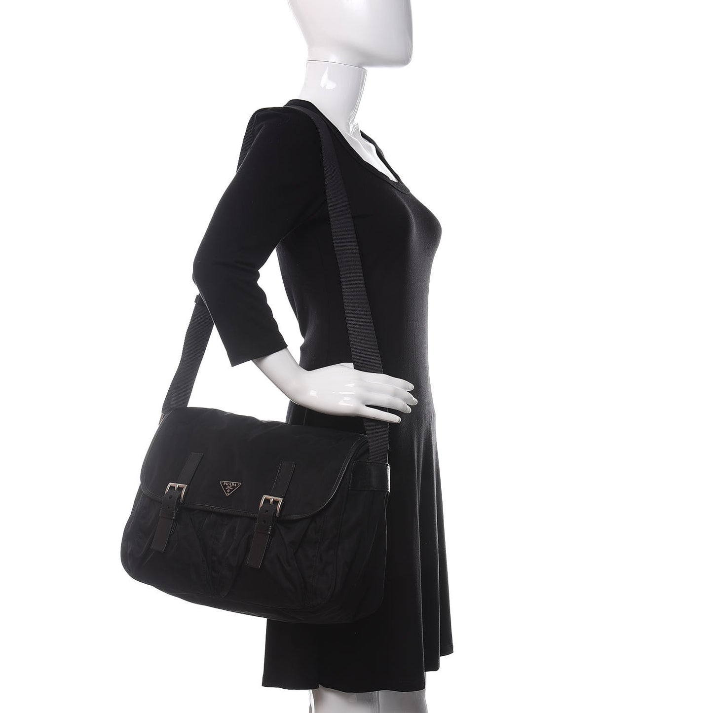 Nylon Vela Messenger Bag Black