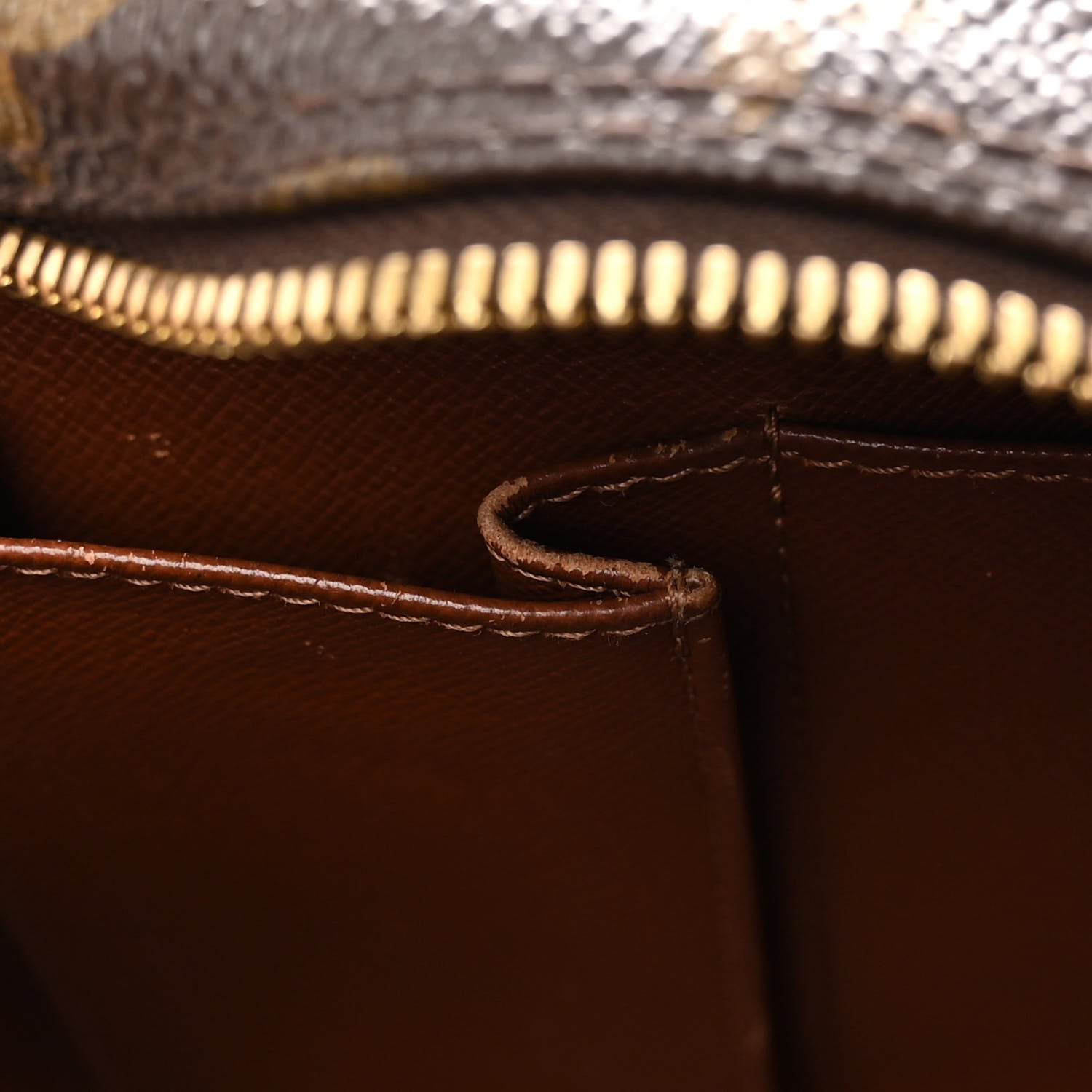 Louis Vuitton Monogram Cite MM 15 of 16