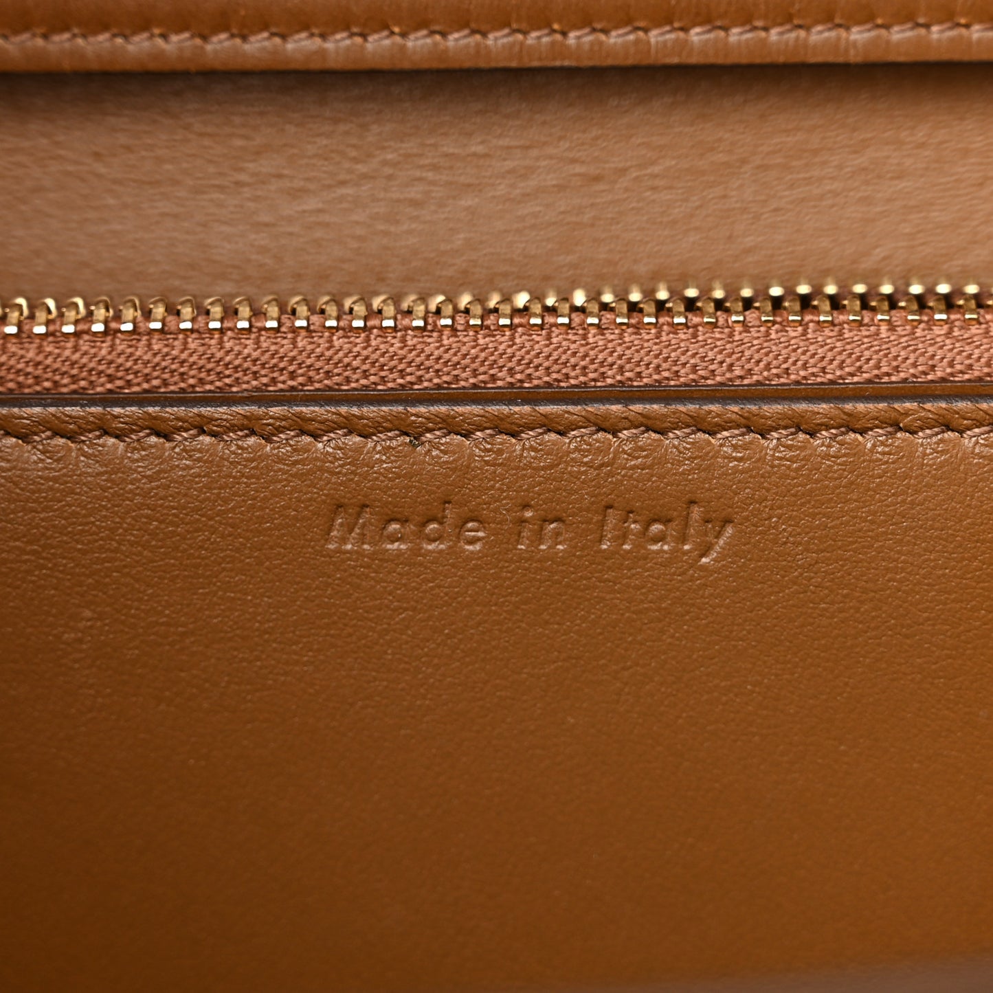 Box Calfskin Medium Classic Box Flap Bag Camel