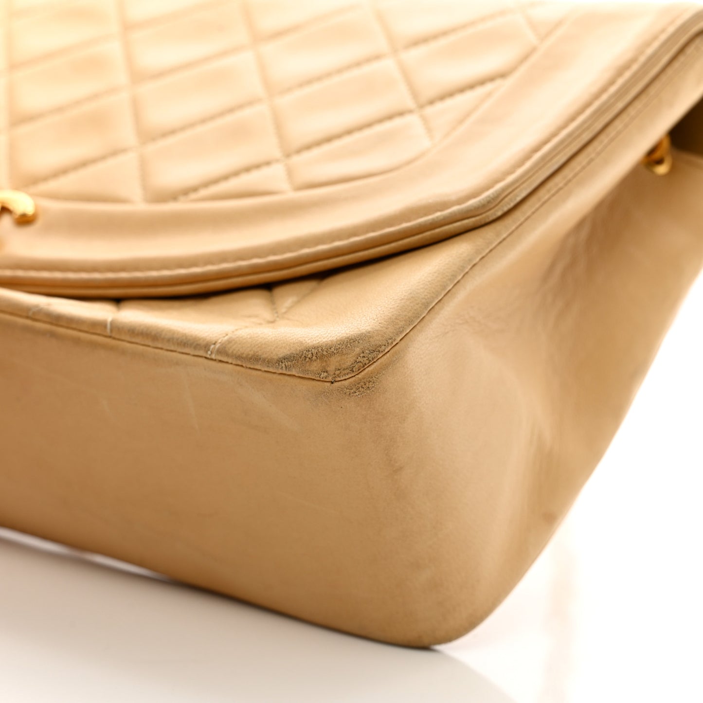 Lambskin Quilted Medium Single Flap Beige