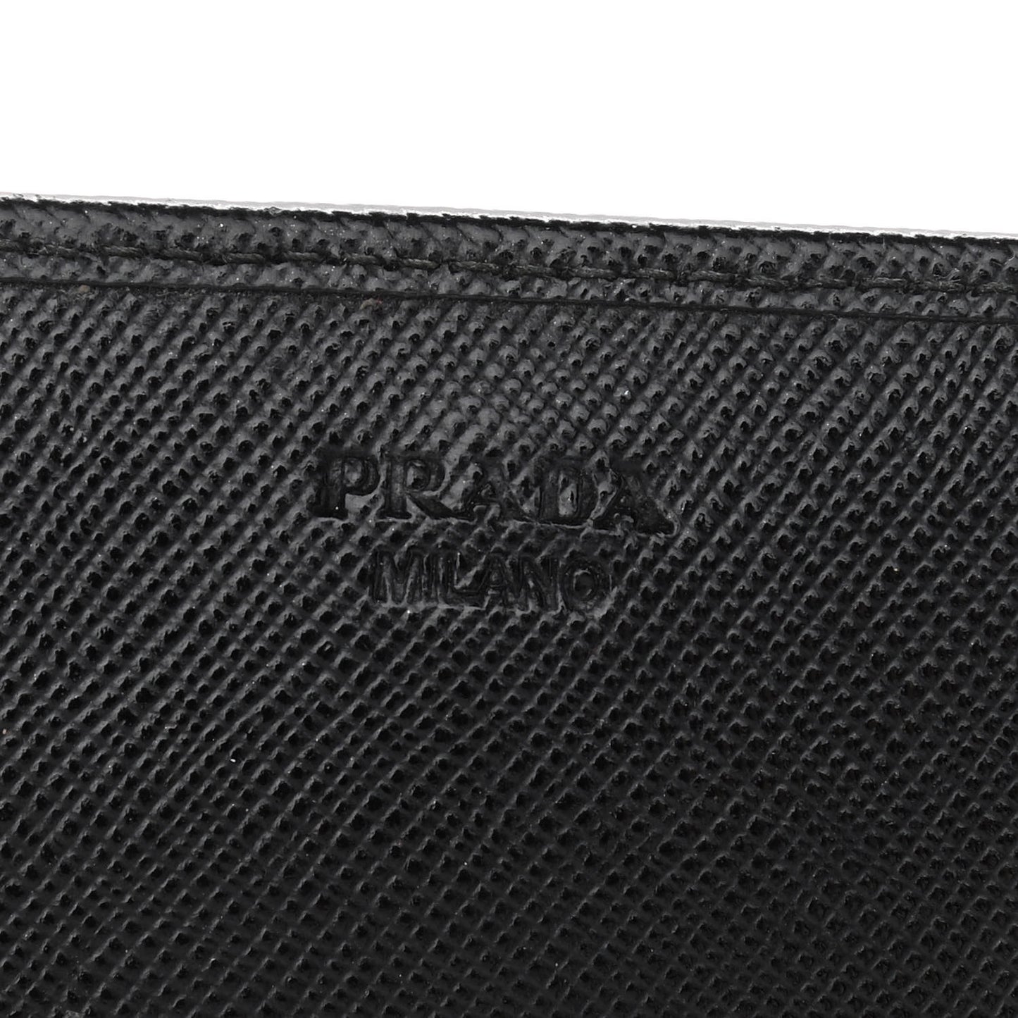 Saffiano Metal Oro Chain Wallet Black