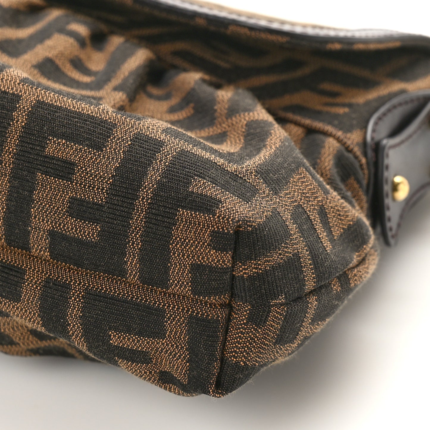 Zucca Small Chef Shoulder Bag Tobacco