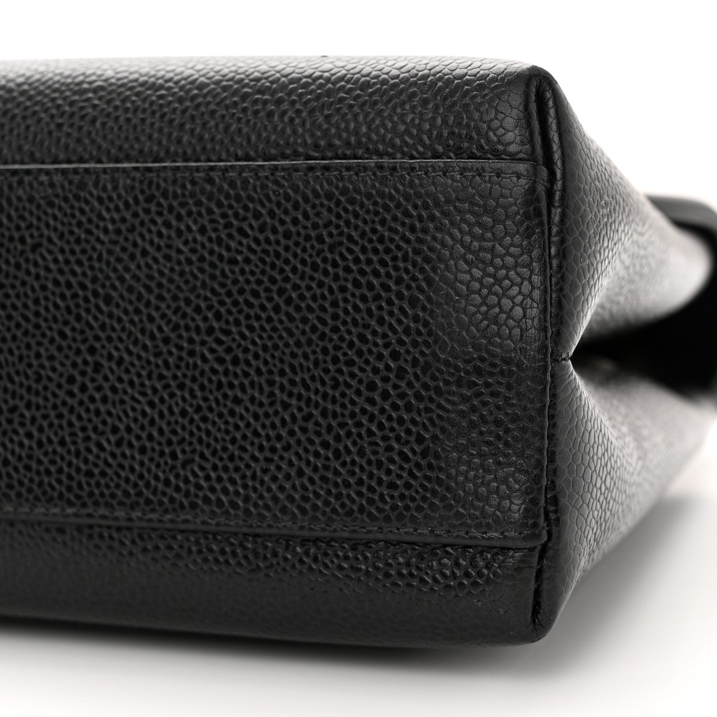 Caviar Jumbo Single Flap Black