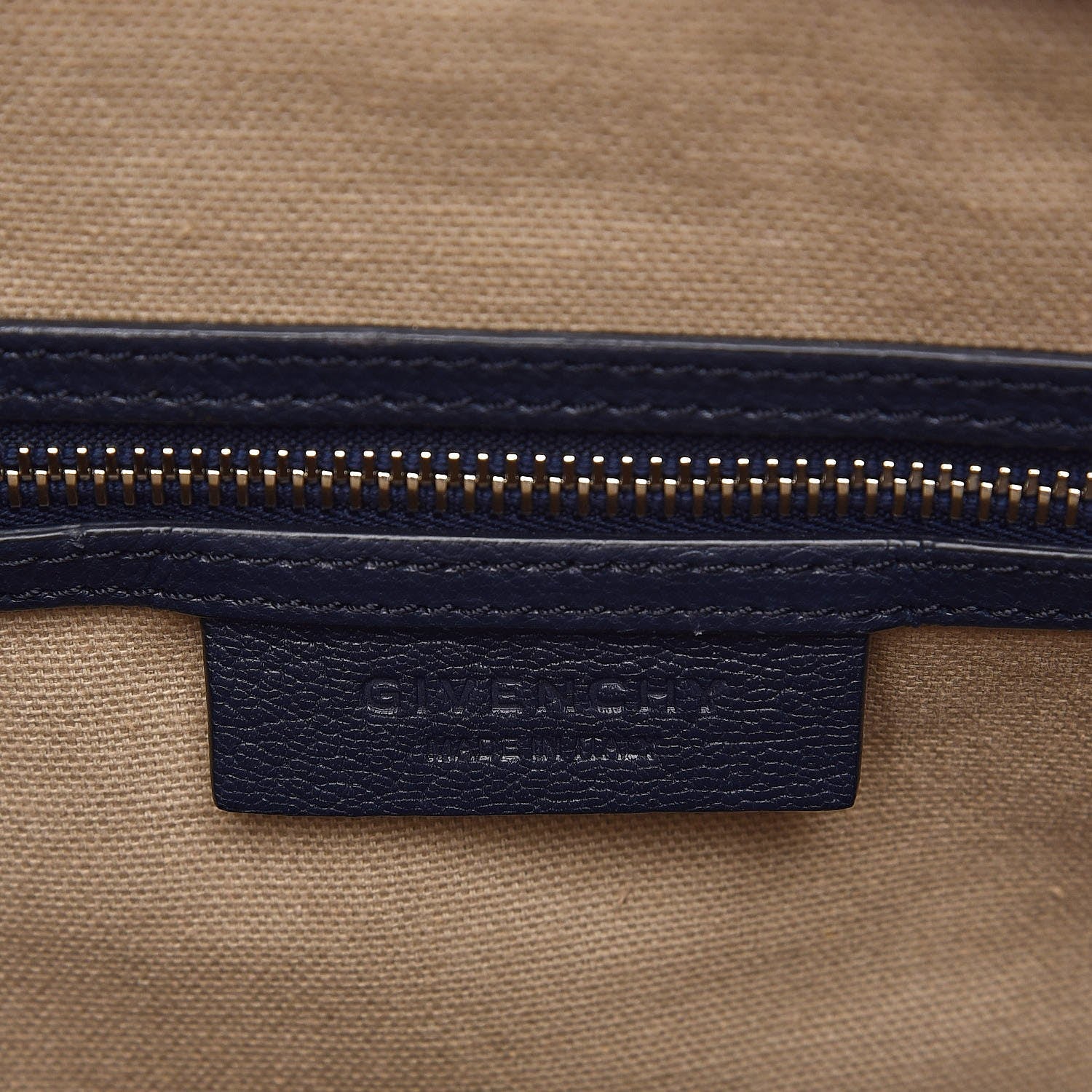 Givenchy Sugar Goatskin Medium Antigona Navy 7 of 10