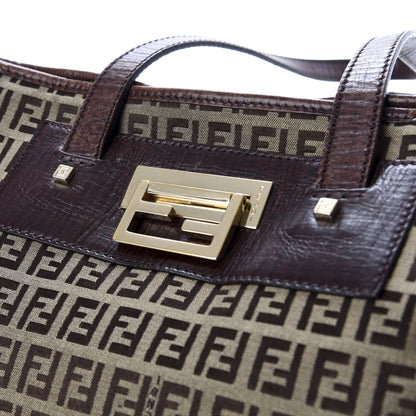 Fendi Zucchino Vitello Tote Mogano Panna Bruciato 11 of 11